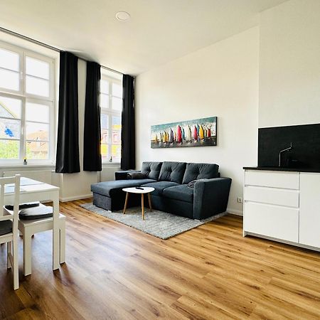 Moderne Ferienwohnung Inmitten Der Altstadt شفيرين المظهر الخارجي الصورة