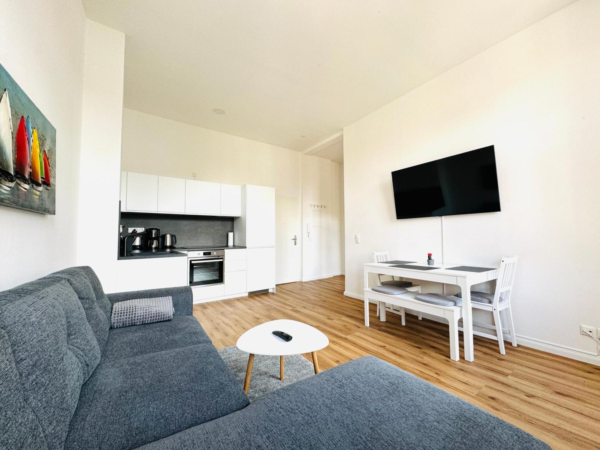 Moderne Ferienwohnung Inmitten Der Altstadt شفيرين المظهر الخارجي الصورة